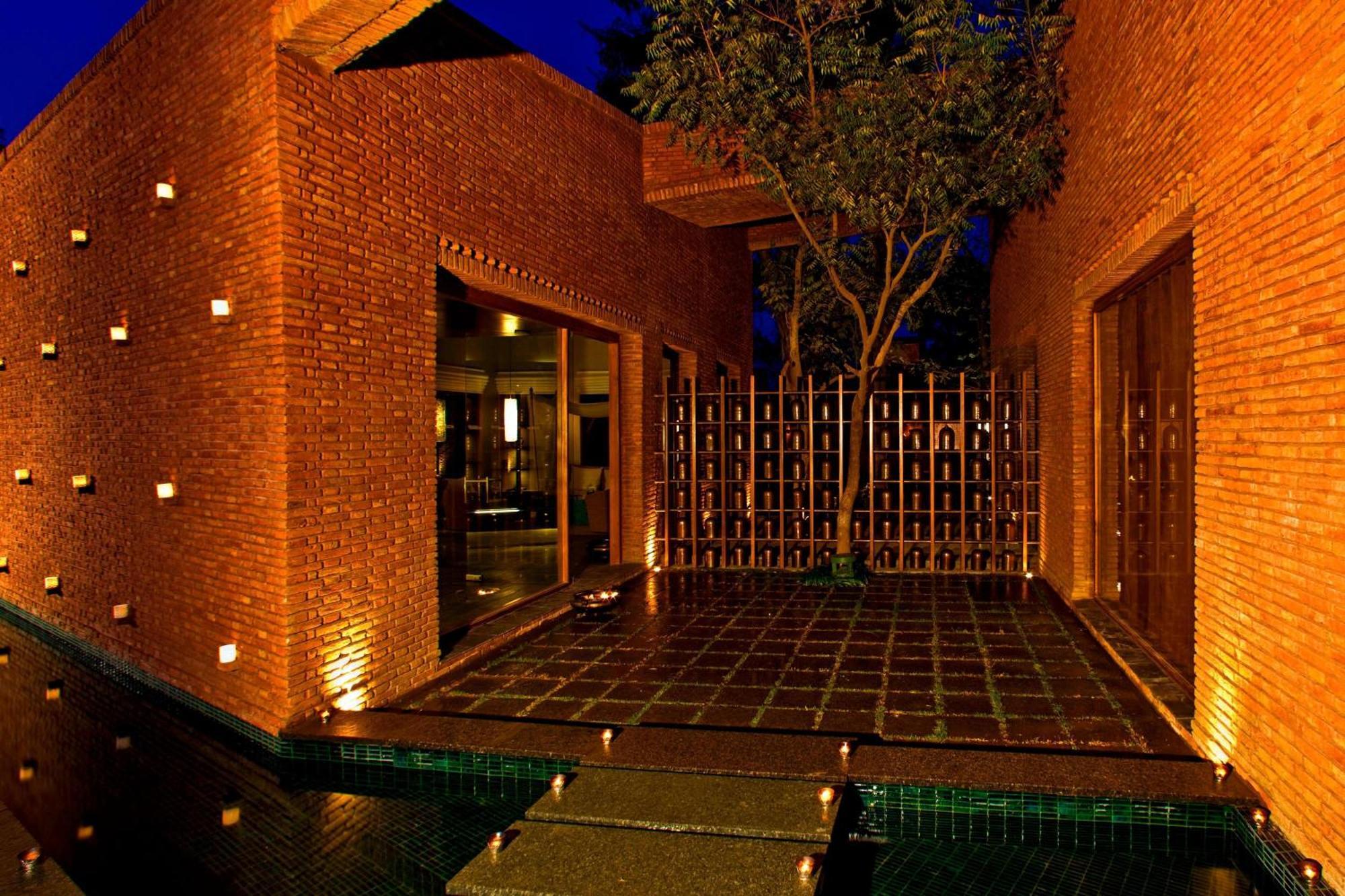 The Westin Sohna Resort & Spa Гургаон Екстериор снимка